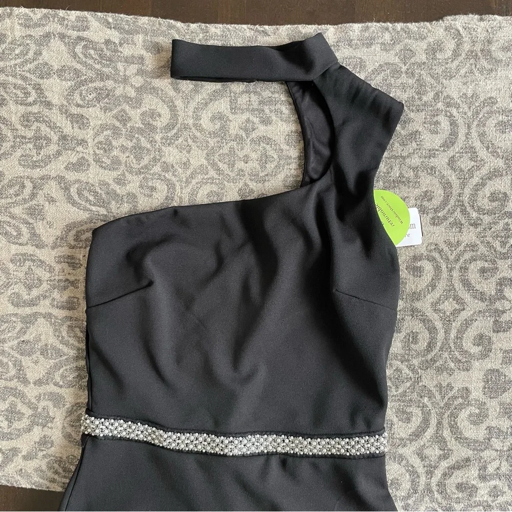 NWT Windsor Black One Shoulder long Dress - Picture 7 of 11